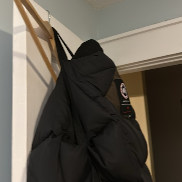 Canada Goose Rossclarir parka in military green w/ hood detachable real fur trim - Picture 11 of 11